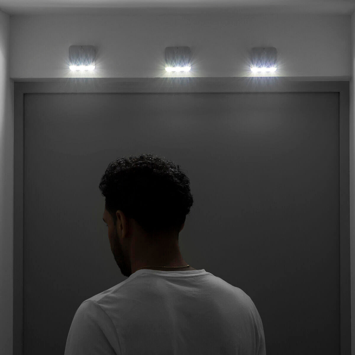 La Luz LED con Sensor de Movimiento - 2 Unidades