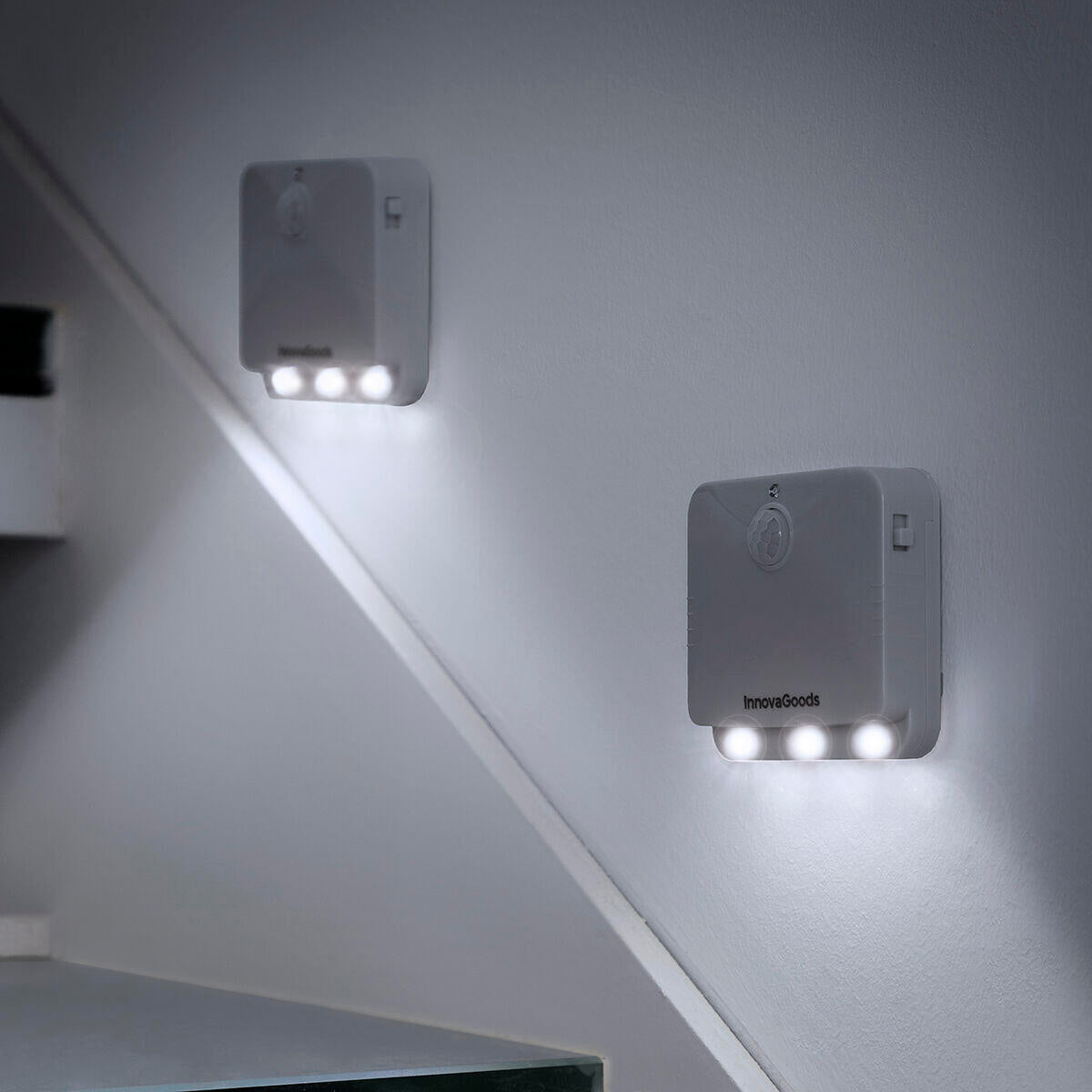 La Luz LED con Sensor de Movimiento - 2 Unidades
