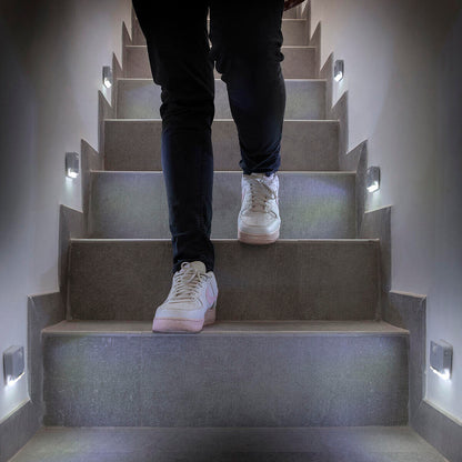 La Luz LED con Sensor de Movimiento - 2 Unidades